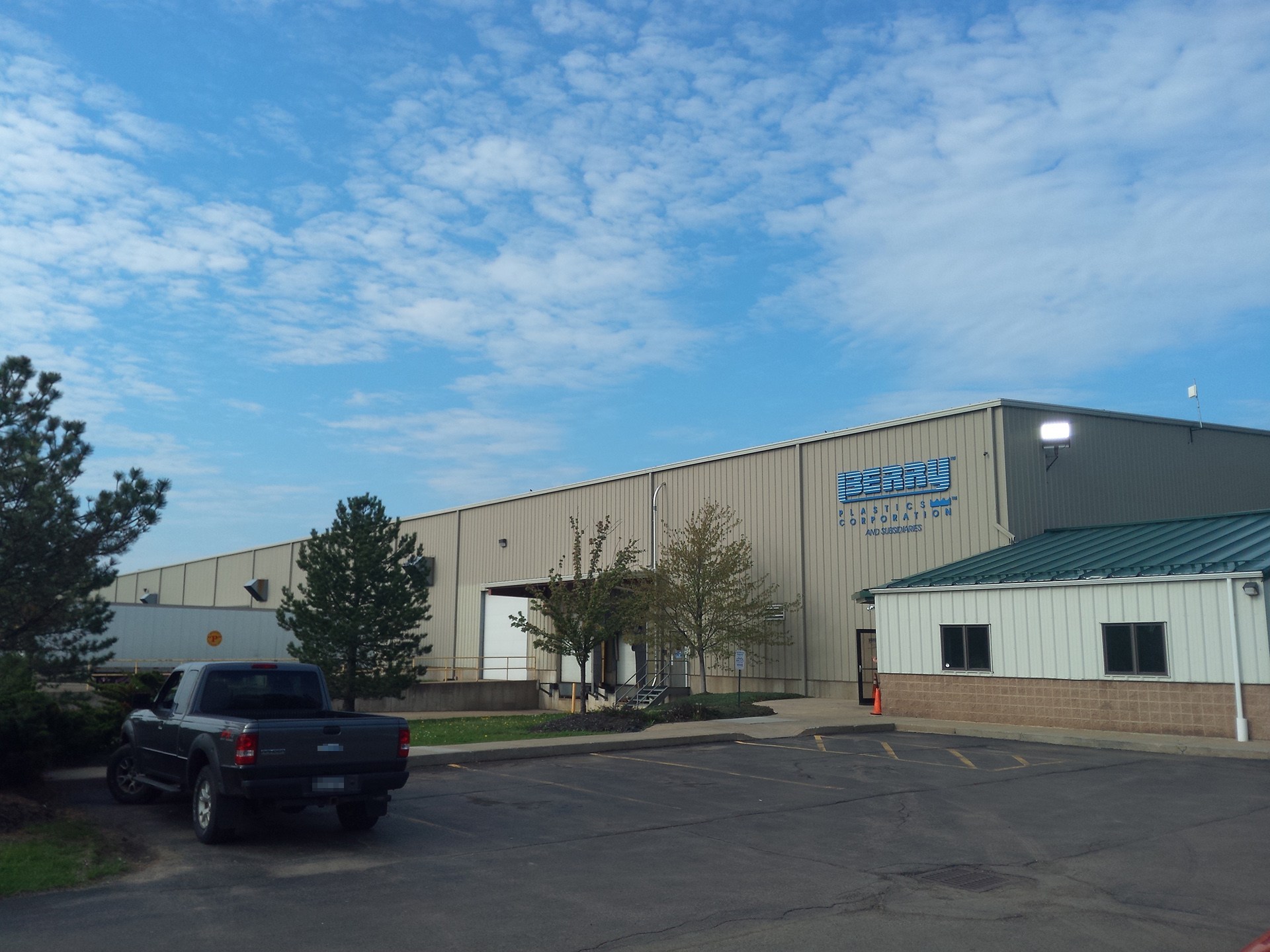 Starco Lighting Berry Plastics Dunkirk